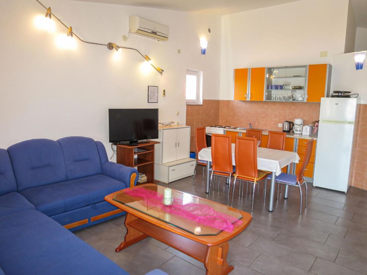 Apartment Ivanka 2 Jasenice  Buitenkant foto